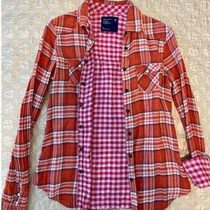 American Eagle Outfitters Plaid Fitted Shirt
